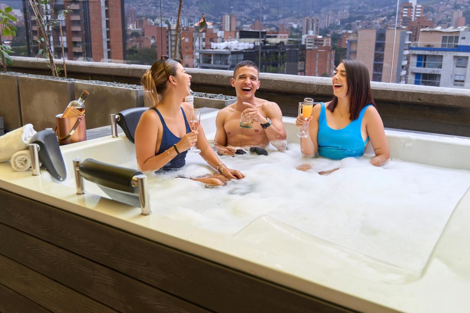 Rosa Negra Stadio Your Cozy Getaway Меделин Екстериор снимка